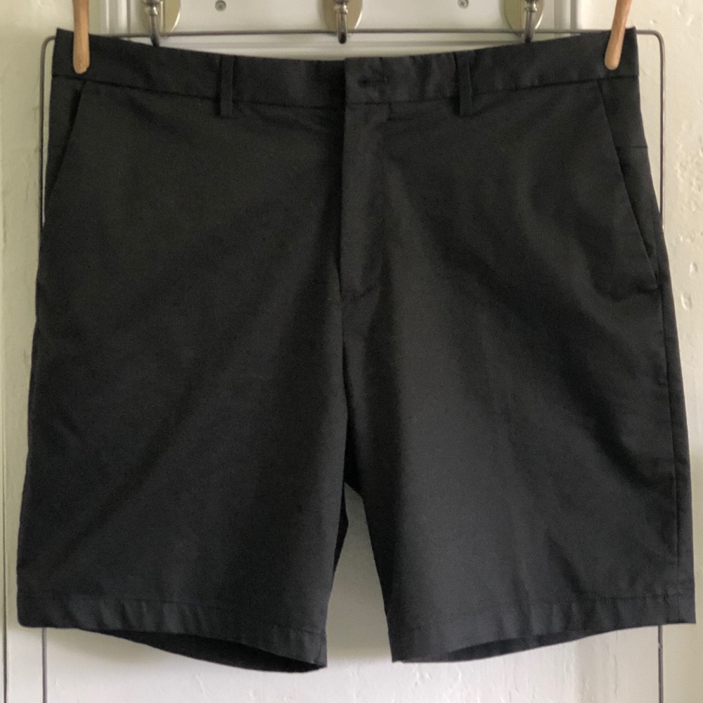 Banana Republic Men’s Aiden Shorts 35W